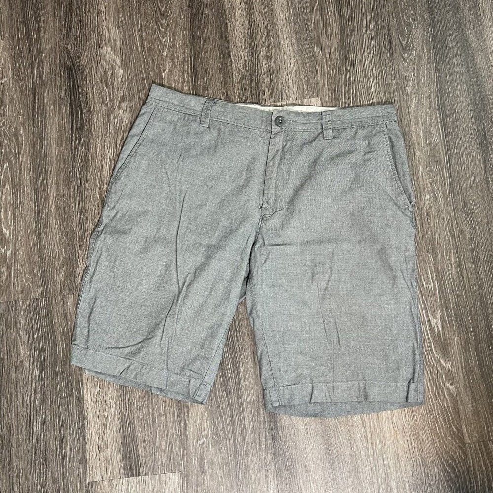 Vintage J CREW Shorts Mens Size 34 Lenin Blend Chino Gray Flat Front Casual Golf